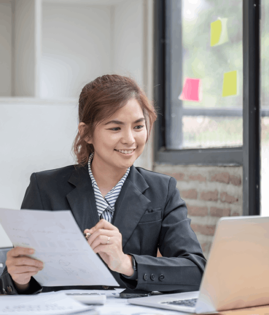 Expert translator works on accurate Bank Statement translations in Massachusetts with thorough quality assurance checks.