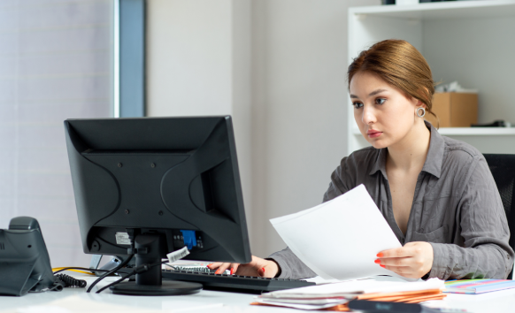 Customer using a free quote with fast pricing and delivery for court document translations in Massachusetts.