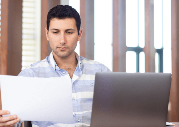 Customer using on business contracts for international dealings, ensuring accurate legal language and compliance.